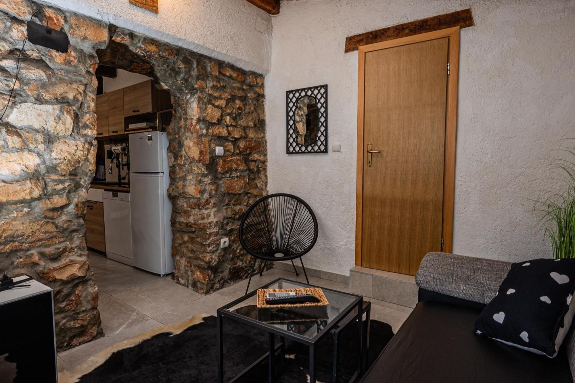 Holiday House Vuki Nedeščina Eksteriør billede